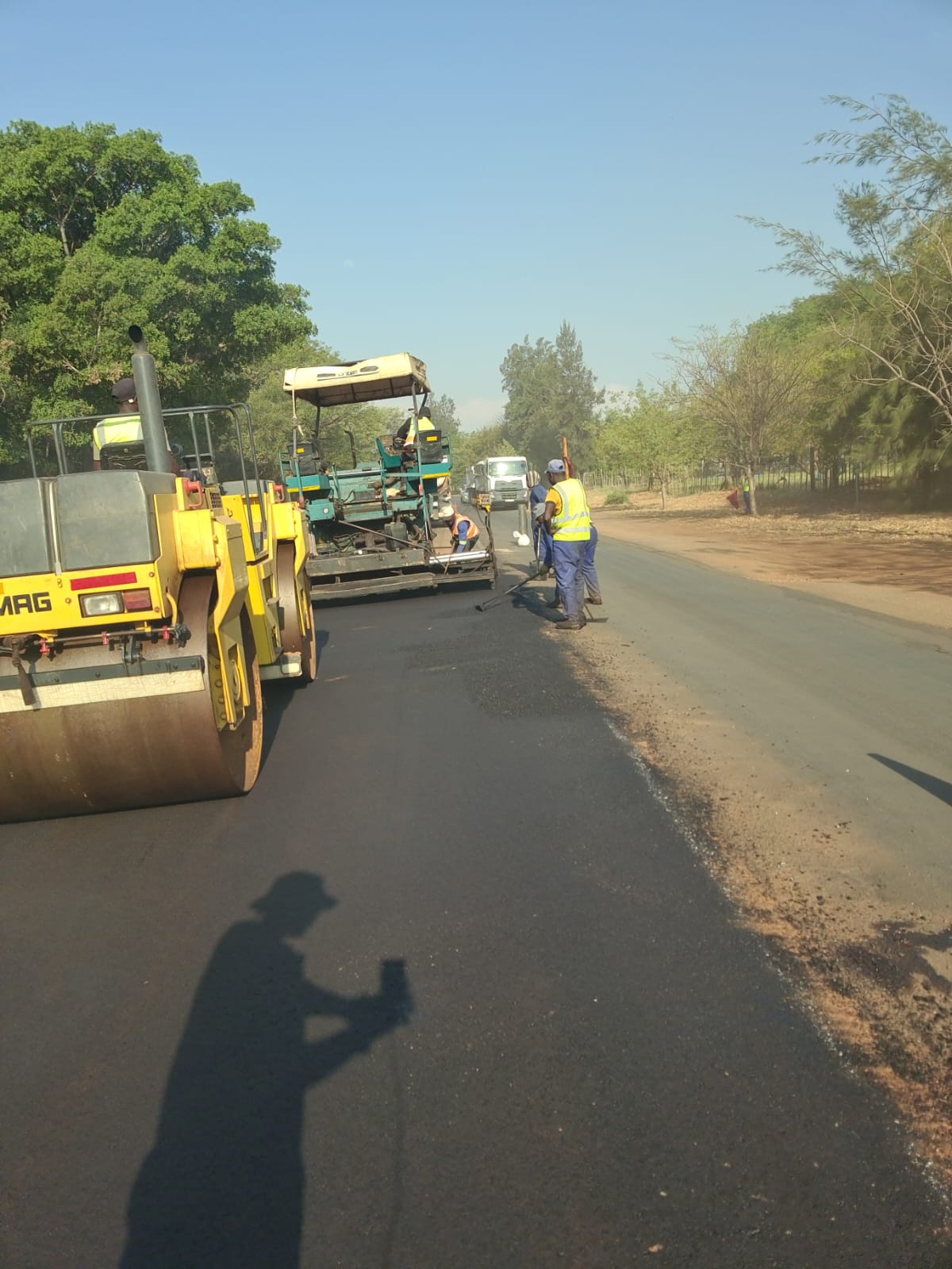 ProMactar asphalt paving crew